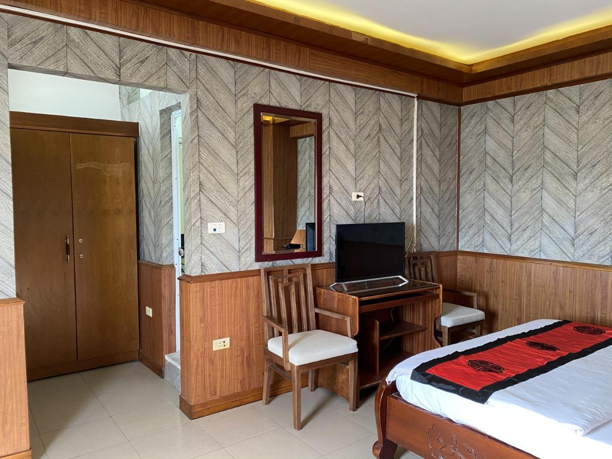 Valentine Hotel - Hong Ha Hanoi Buitenkant foto