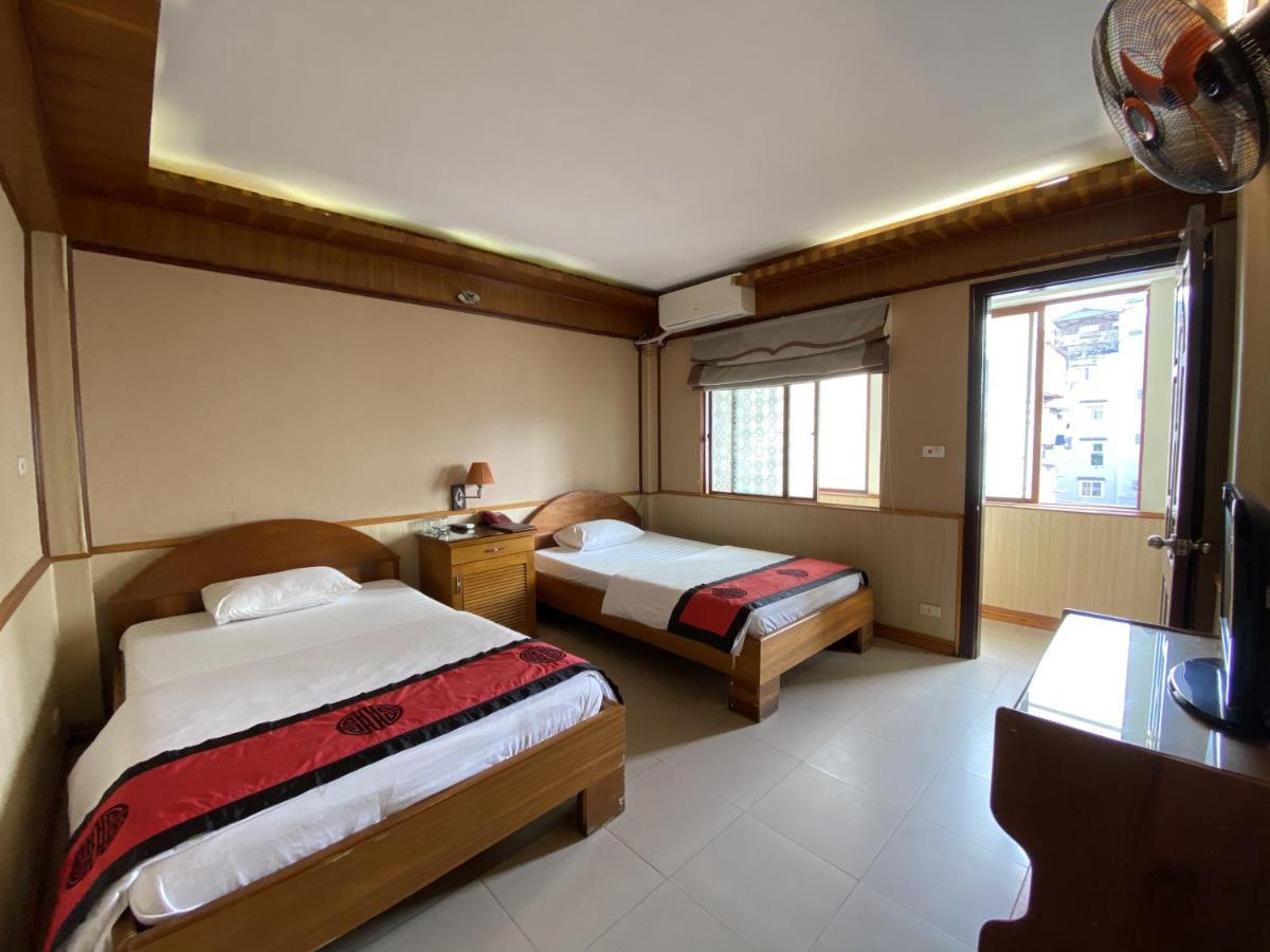 Valentine Hotel - Hong Ha Hanoi Buitenkant foto