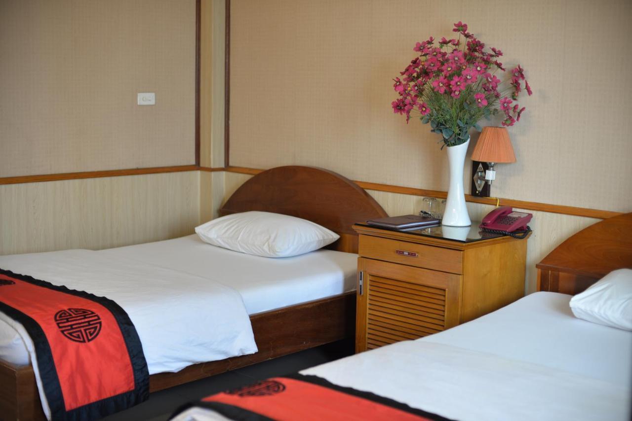 Valentine Hotel - Hong Ha Hanoi Buitenkant foto